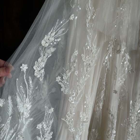 Justin Alexander Gretchen 88326 Plunging V Neck Bead Wedding Dress - Picture 4 of 17